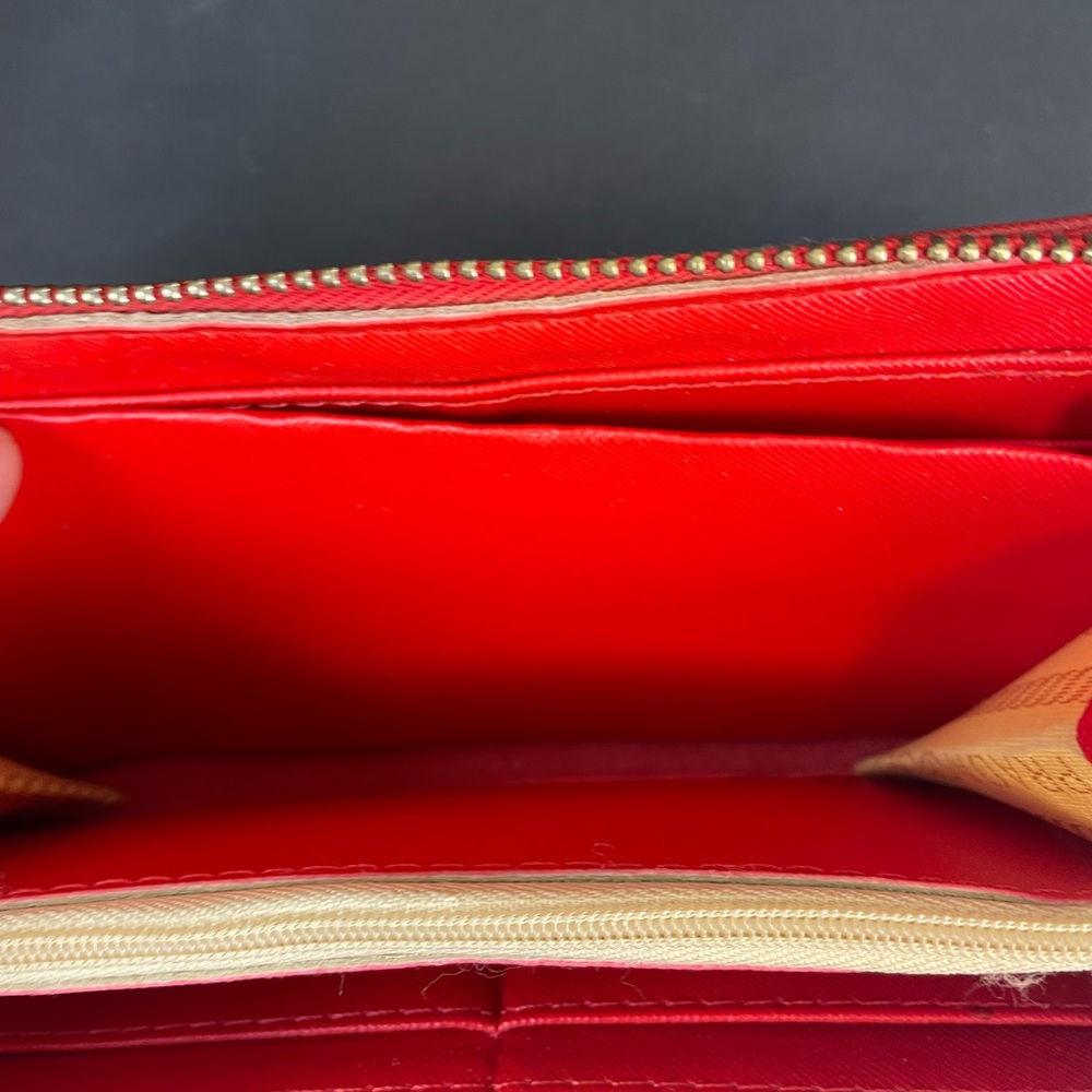 Prada Red Wallet - Picture 3 of 10